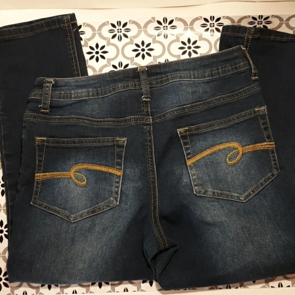 Justice 10 1/2 denim jeans great condition